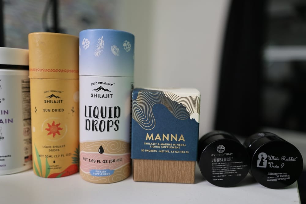 Pure Himalayan's shilajit liquid drops, Purblack shilajit resin, Manna Vitality, & more